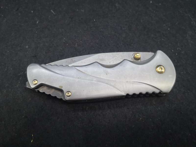 Gerber folding knife