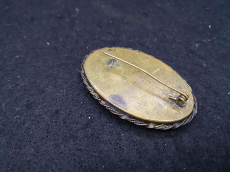 Gorgeous Micro Mosaic brooch - note: the back clip missing