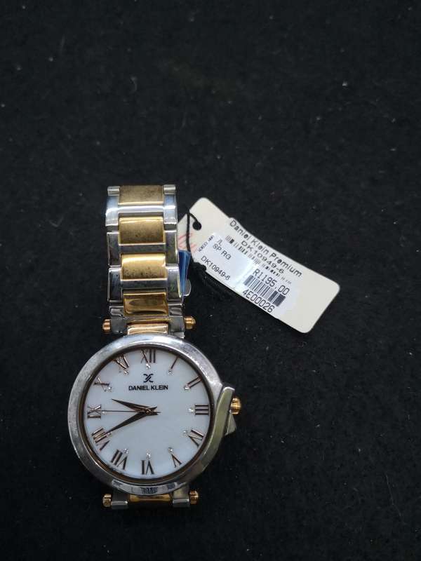 Daniel Klein Premium ladies watch - untested from shop auction