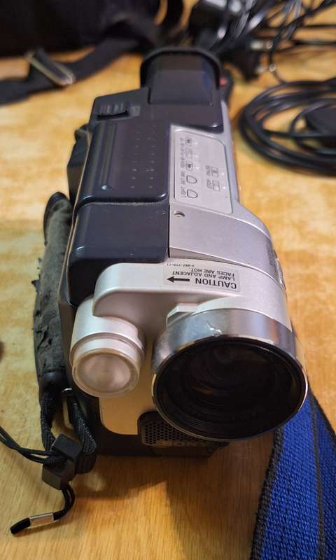 Sony Hi8 Handycam