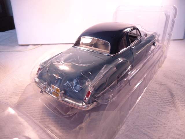 Auto World - 1950 Oldmobiloe Rocket 88 - # 103/06
