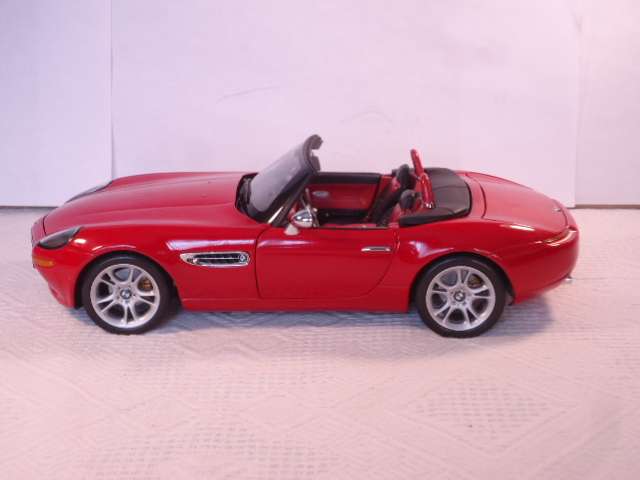 Kyosho - BMW Z8