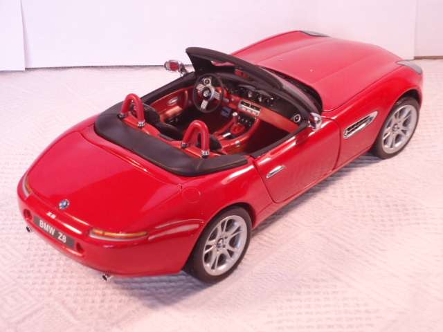 Kyosho - BMW Z8