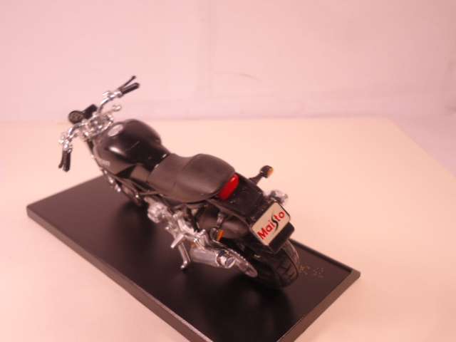 Maisto - Ducati 996SPS with stand