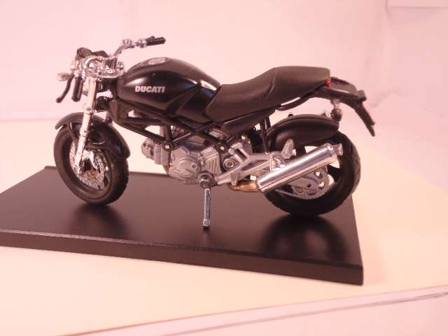 Maisto - Ducati 996SPS with stand