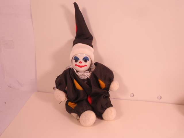 Unknown - Lot of 4 Porcelain Clown Dolls