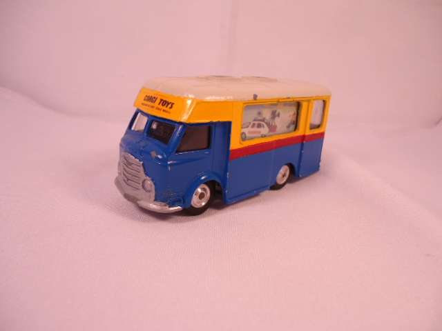 Corgi - Commer Corgi Van - Smith's Karrier Van - Code 3 - #407