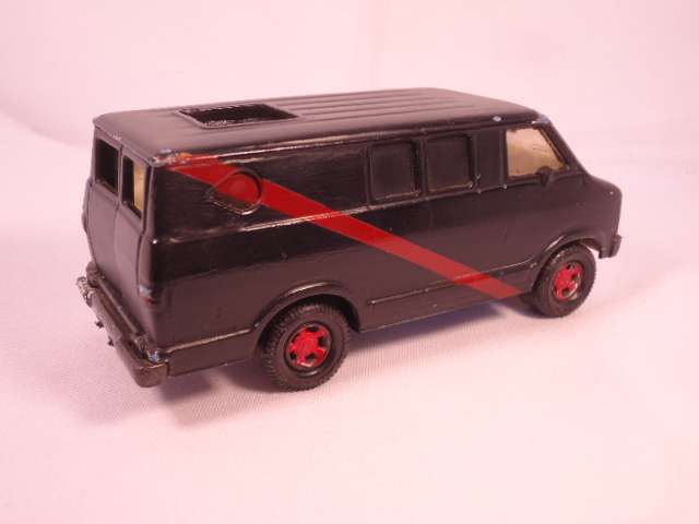 Matchbox - Dodge Van - #k80