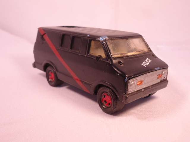 Matchbox - Dodge Van - #k80