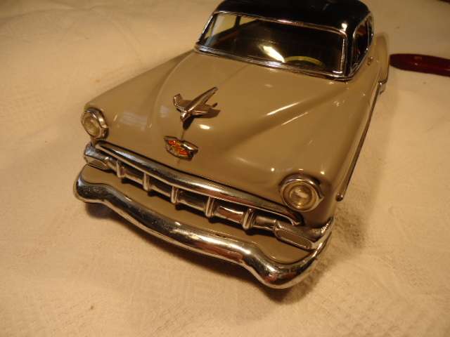 Marusan - Chevrolet - 28cm L. 13cm W + 9cm H,  - Restored - Friction stiff - Tin Plate