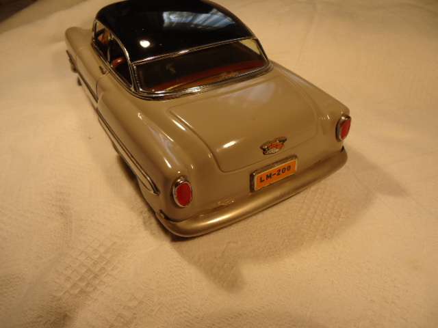 Marusan - Chevrolet - 28cm L. 13cm W + 9cm H,  - Restored - Friction stiff - Tin Plate