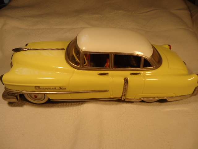 GAMA 300 - Cadillac - L - 31cm, H - 9.5cm , W - 13.54cm - Restored - Operational - Tin Plate