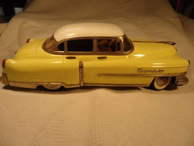 GAMA 300 - Cadillac - L - 31cm, H - 9.5cm , W - 13.54cm - Restored - Operational - Tin Plate