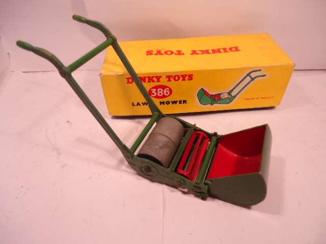 Dinky Toys - Lawn Mower - # 386