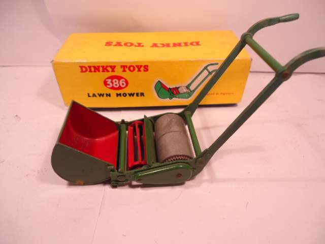Dinky Toys - Lawn Mower - # 386