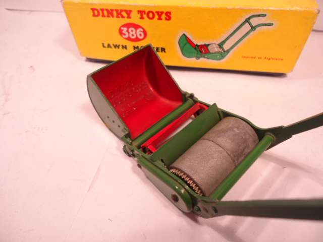 Dinky Toys - Lawn Mower - # 386