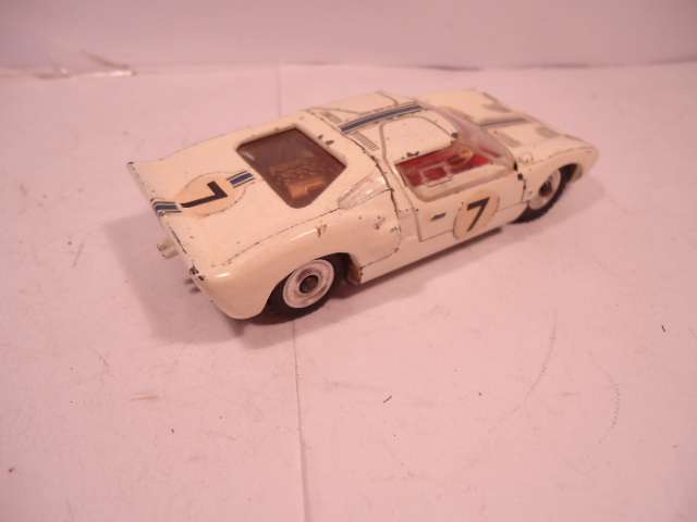 Dinky Toys - Ford GT 40 - # 215