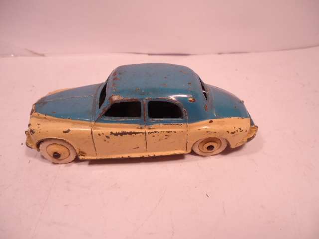 Dinky Toys - Rover 90 - # 156