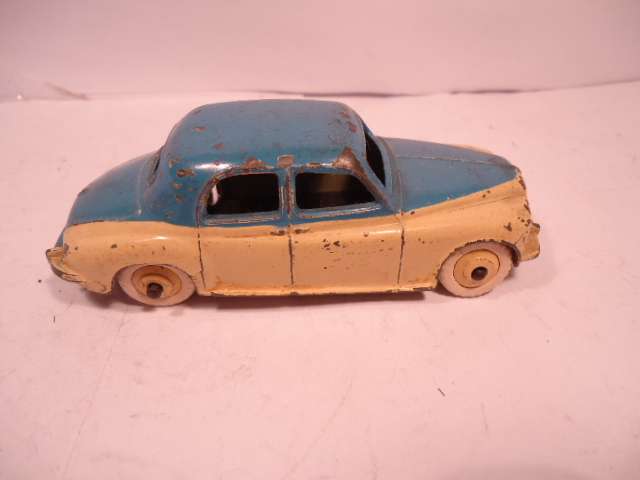 Dinky Toys - Rover 90 - # 156
