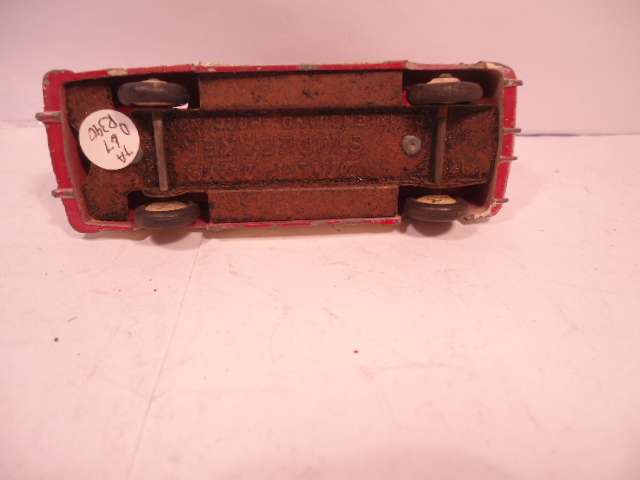 Dinky Toys - Studebaker Landcruiser - # 172