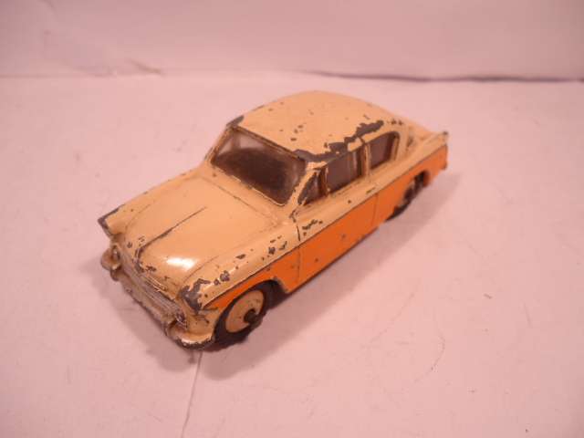 Dinky Toys - Sunbeam Rapier - # 166