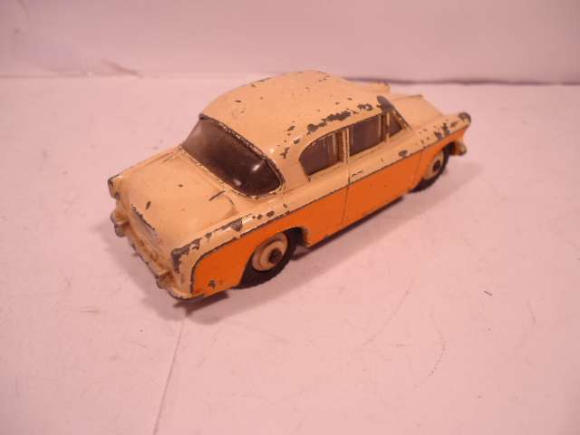 Dinky Toys - Sunbeam Rapier - # 166