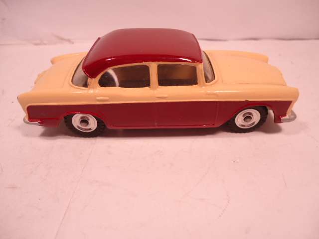 Dinky Toys - Humber Hawk - # 165 - Restored