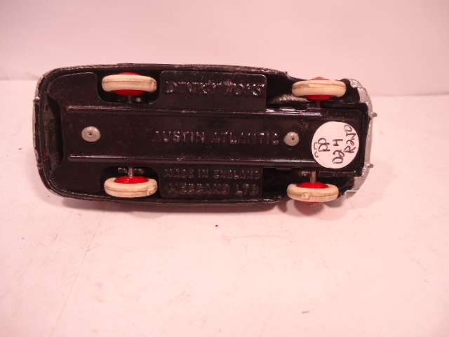 Dinky Toys - Austin Atlantic - # 140a- Restored