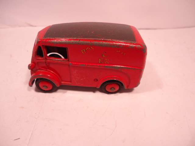 Dinky Toys - Morris 10 CWT - Royal Mail Van - # 260