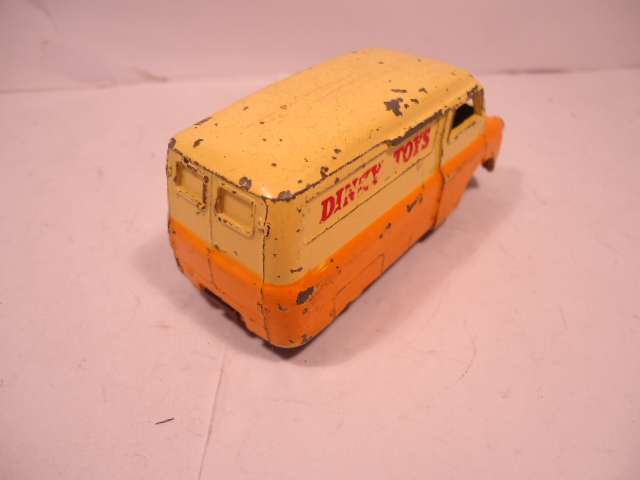 Dinky Toys - Bedford Dinky Toys Van - # 482