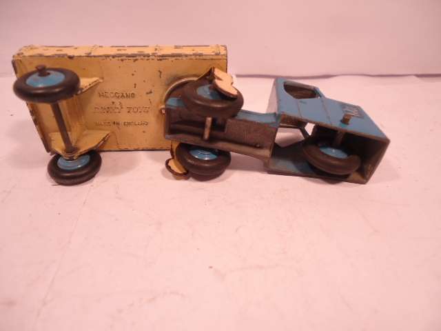 Dinky Toys - Mechanical Horse and Trailer - # 415