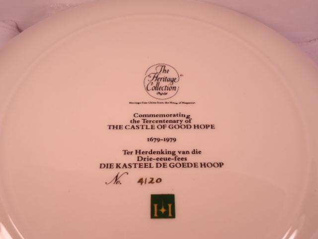 The Heritage Collection - The Castle Of Good Hope  1679-1979 Cake Plate & Bracket - #4120