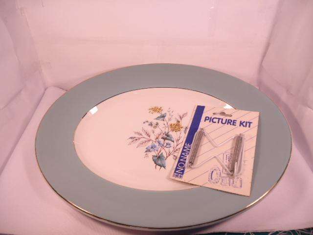 Wood & Sons - Alpine Ware Meat Plate & Bracket - Made In England