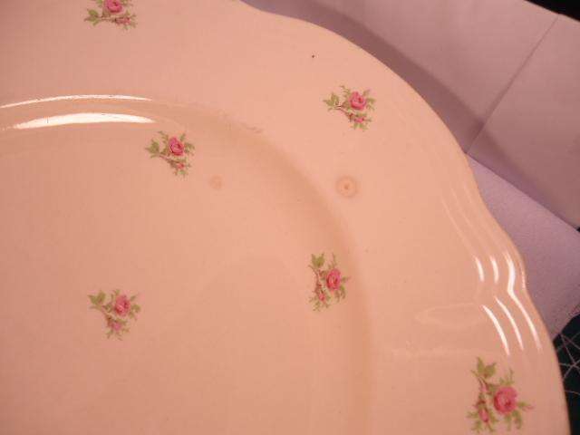 Alfred Meakin - Dinner Plate & Bracket - Made In England