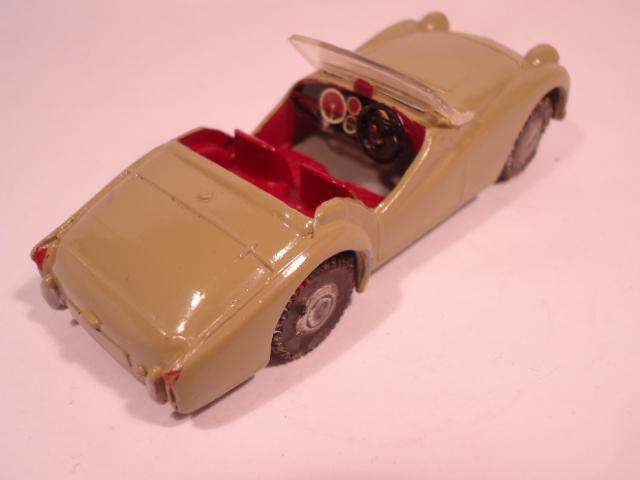 Spot On - Triumph TR3 - 1/42 scale - Restored