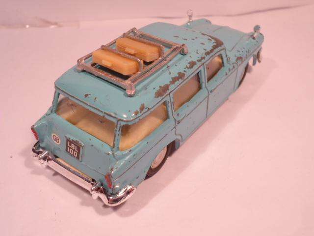 Spot On - Humber Super Snipe Estate Car - 1/42 scale