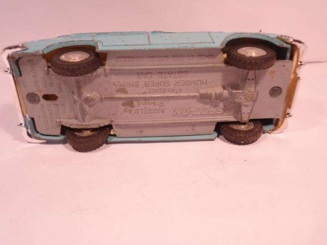 Spot On - Humber Super Snipe Estate Car - 1/42 scale