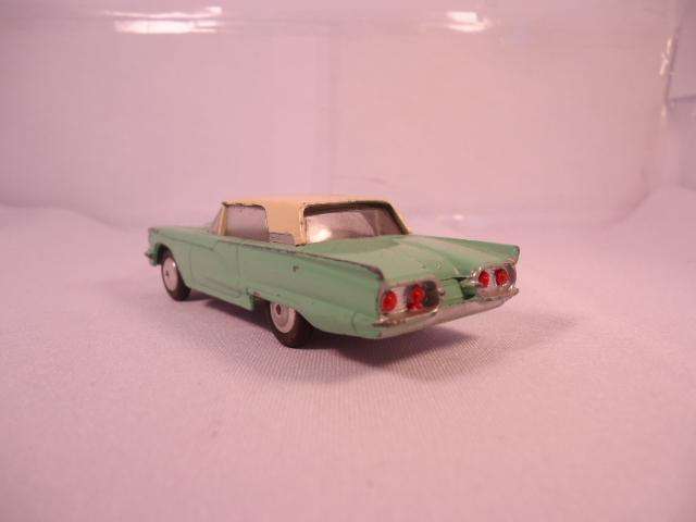Corgi - Ford Thunderbird - A1 - #214