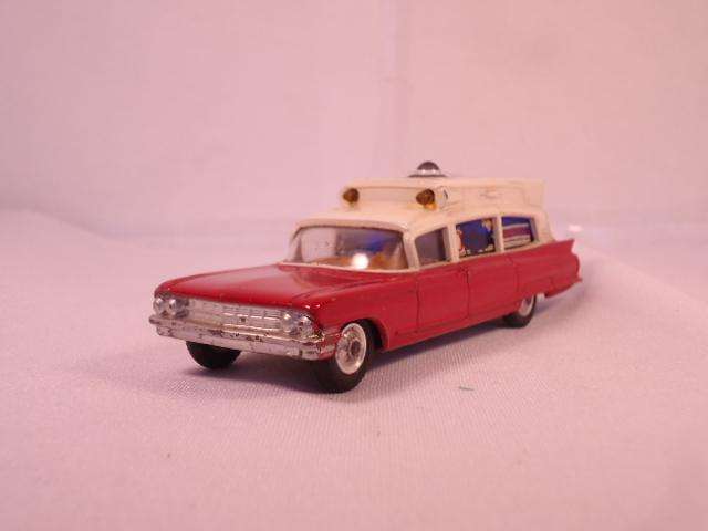Corgi - Cadillac Superior Ambulance - A1 - #437