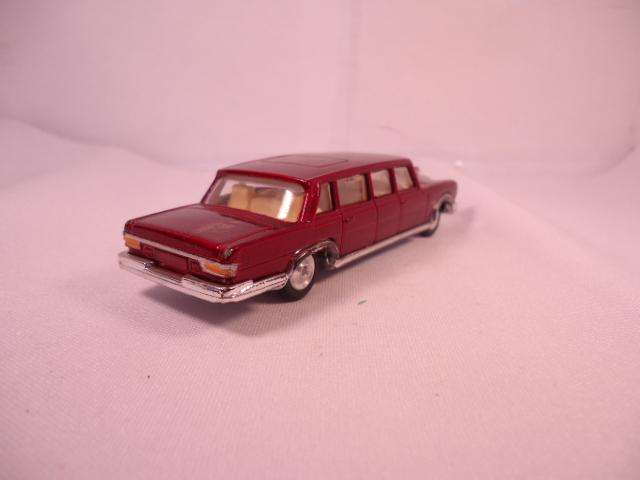 Corgi - Mercedes 600 Pullman - A - #247