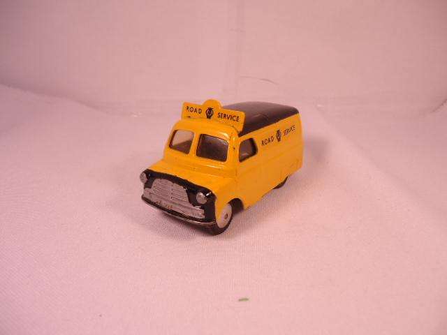 Corgi - Bedford Van AA - Flat Hubs - A1 - #408