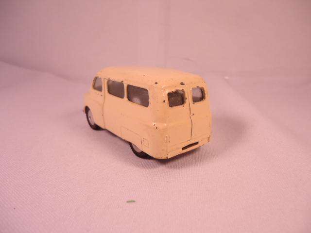 Corgi - Bedford Dormobile  - A2 - #404