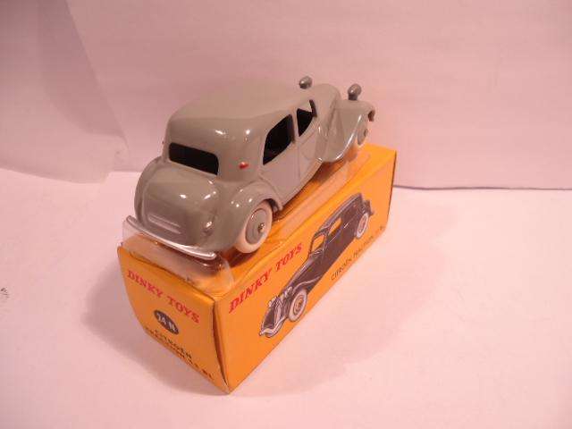 Dinky Toys - Atlas - Citroen Traction 11BL - # 24N