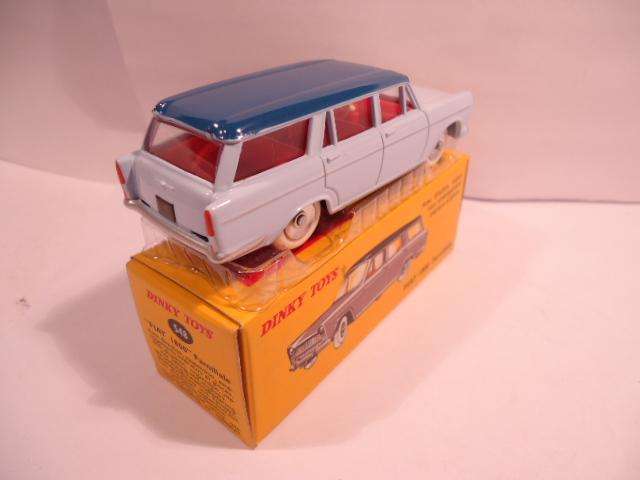 Dinky Toys - Atlas - Fiat 1800 Familiale - # 548