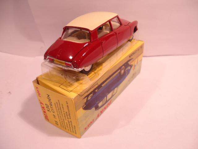 Dinky Toys - Atlas - Citroen DS 19 - # 530