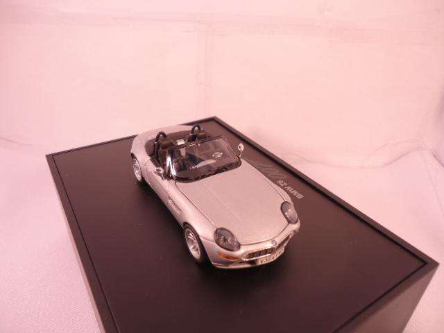 Corgi - BMW Z8 - 007 - The World is not Enough - JB Edition 1999 - #80420007666