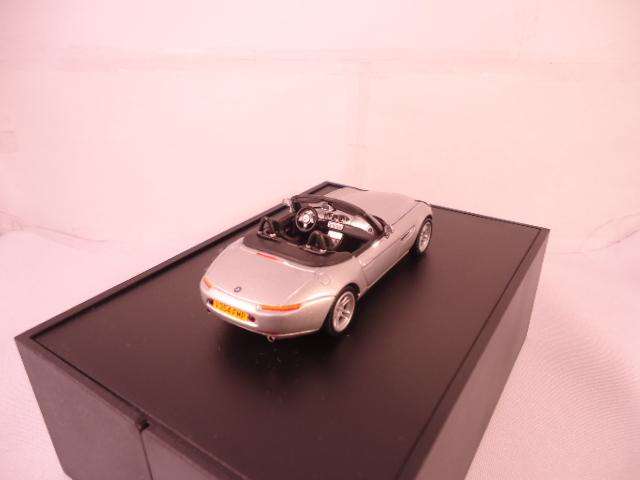 Corgi - BMW Z8 - 007 - The World is not Enough - JB Edition 1999 - #80420007666