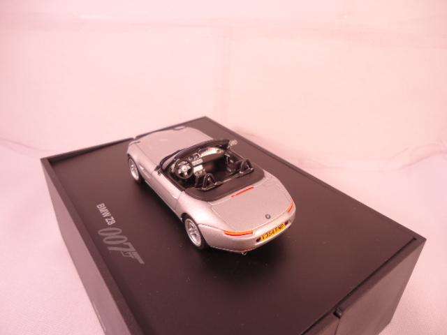 Corgi - BMW Z8 - 007 - The World is not Enough - JB Edition 1999 - #80420007666