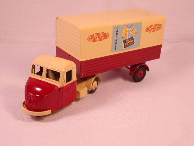 Budgie - Scammel Scarab Van - British Railways Articulated Delivery Van - Cadbury's - #238