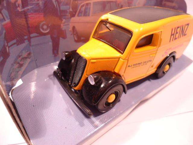 Matchbox Dinky - 1950 Ford E83W 10 CWT Van - Heinz - # DY 4A